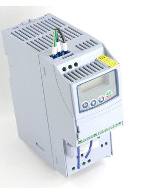 CFW300A07P3S2NB20 WEG 电动交流驱动器 200-240vac CFW300