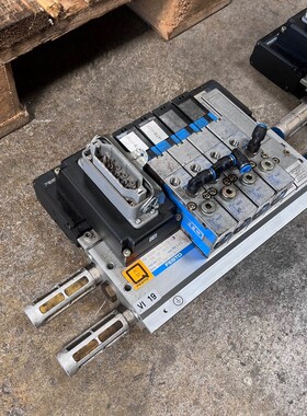 1x Festo Ventilinsel VIMP-02B-1/8-8 18564 + 4x MVH-5-1/8-B-V