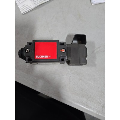 EUCHNER SAFTEY SWITCH NZ2VZ-538EC1701 全新