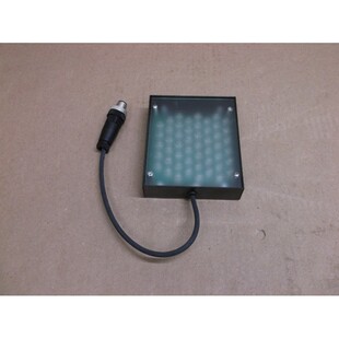 LEDIA80X80W 横幅演示 PresencePLUS 80 毫米 x 80 毫米红外区域