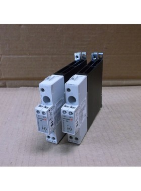 RGC1A23D20KGU Carlo Gavazzi SSR RG Relè A Stato Solido