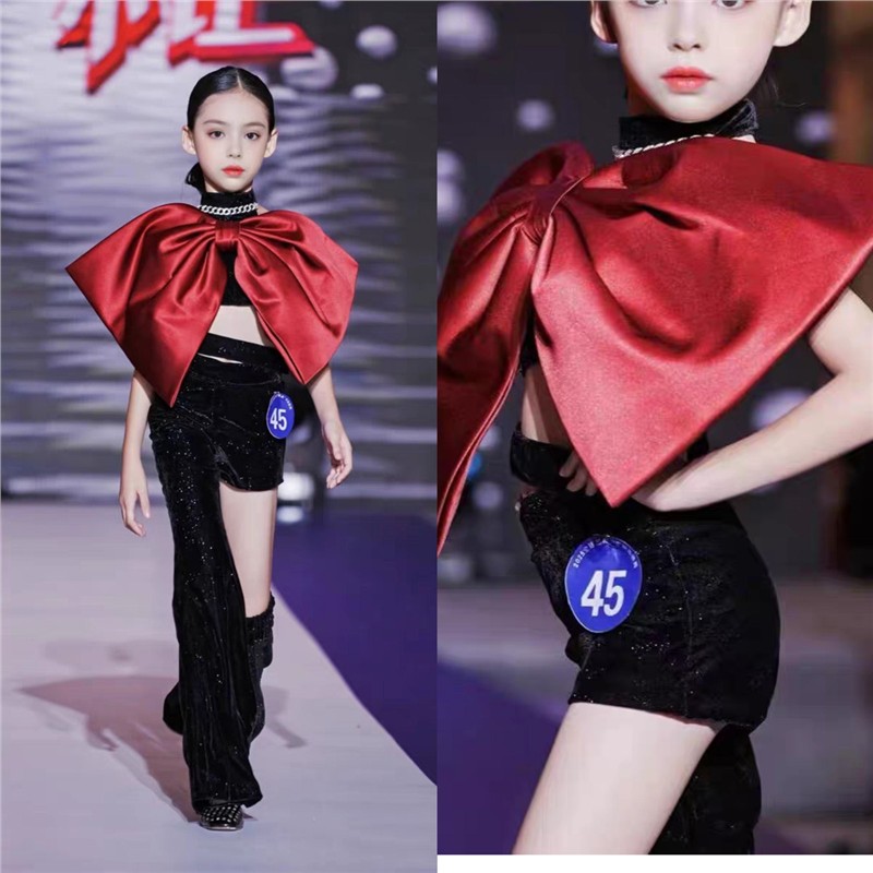 2025CCAC车模大赛登峯造极女童模特走秀双人PK赛黑色赛服潮服 T台