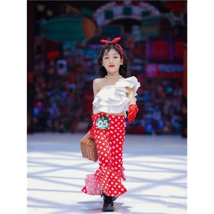 女童复古港风喇叭裤儿童T台时尚走秀潮服个性机车摇滚风演出服潮