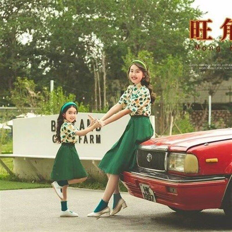 国庆亲子装儿童演出服拍照8090复古服港风幼儿园影楼写真女童年代