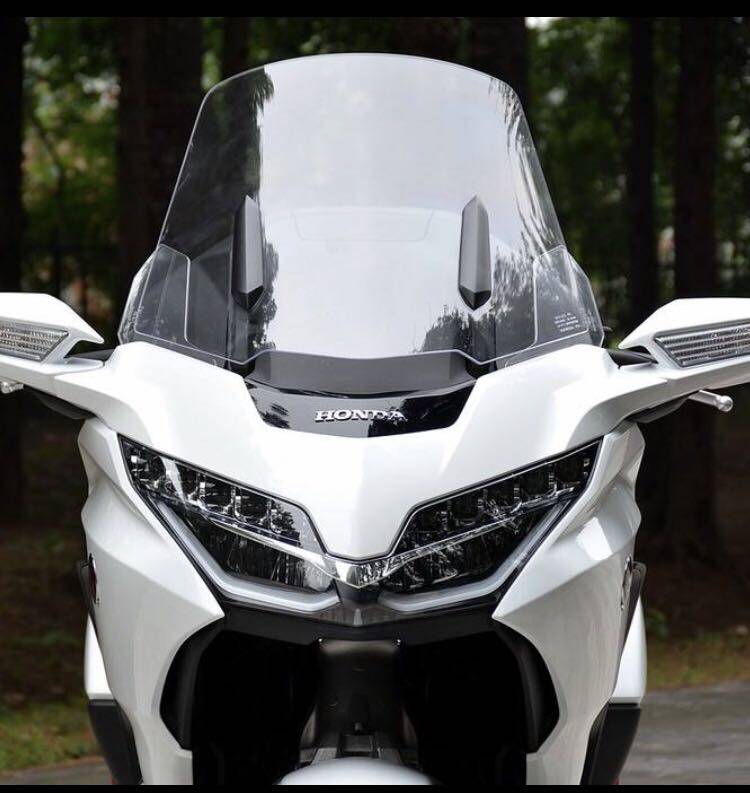本田金翼gl1800改装  18-19年新款 加高挡风玻璃 风挡玻璃