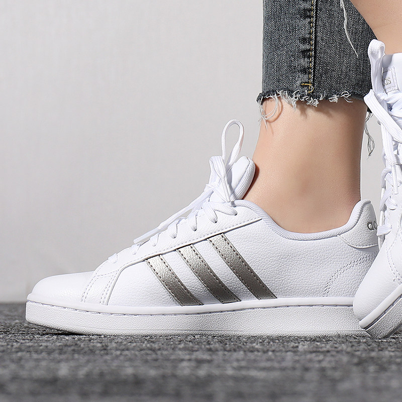 阿迪达斯小白鞋女鞋2023秋季新款休闲运动鞋皮面低帮板鞋女f36485