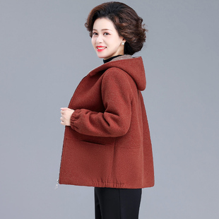 高档妈妈秋装澳贝绒外套40岁连帽绒面上衣中老年女装宽松洋气夹克