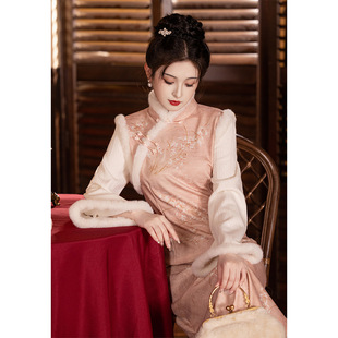 粉色旗袍秋季冬天长袖加绒厚款唐装汉服新中式订婚礼裙敬酒服