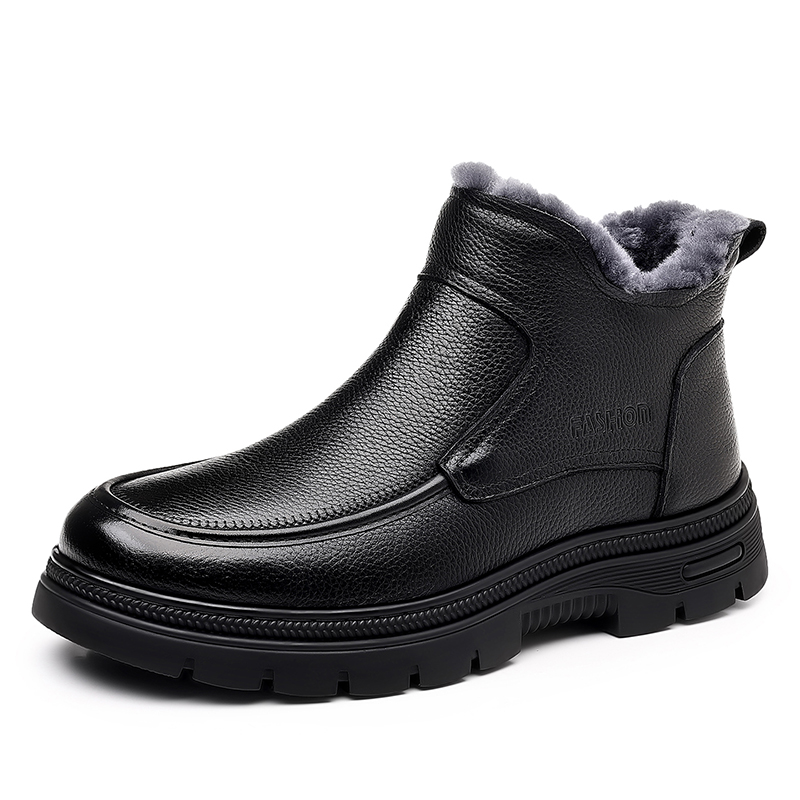 CCE头层牛皮羊皮毛一体男靴