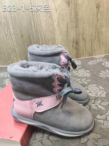 23-1新款真皮儿童羊毛一体雪地靴 亲子情侣款 防滑保暖  短筒棉靴