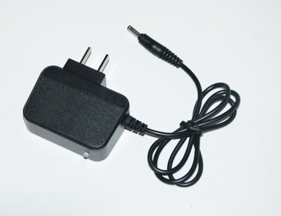 雅纳高容量强光led锂电头灯