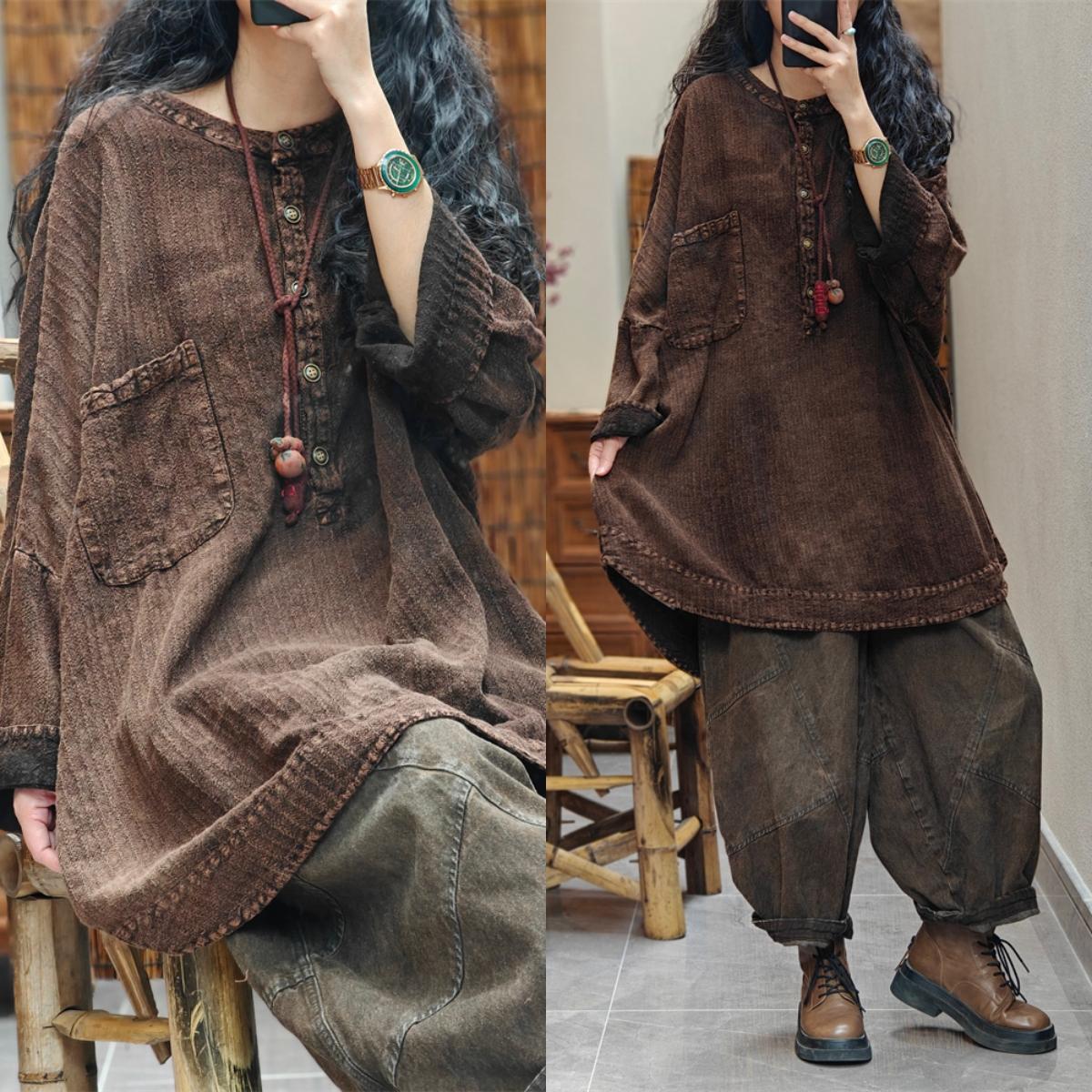 2025早春原创复古文艺炒色宽松个性显瘦气质有范长袖圆领落肩小衫