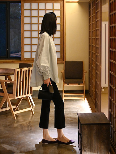 MALTING麦芽高腰微喇裤女早秋新款修身显瘦垂感百搭九分喇叭裤