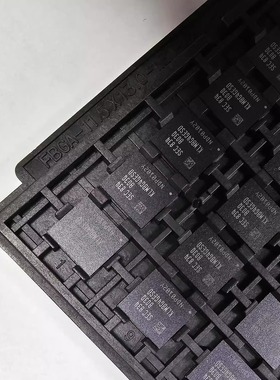 全新KLMBG4GESD-B03Q BGA153球 EMMC 5.0 32GB 内存芯片