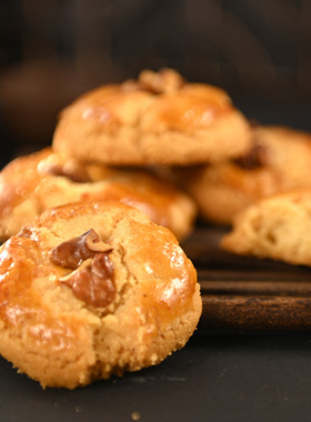 手工黄油低甜桃酥饼干核桃酥传统零食糕点办公室休闲儿童散装饼干