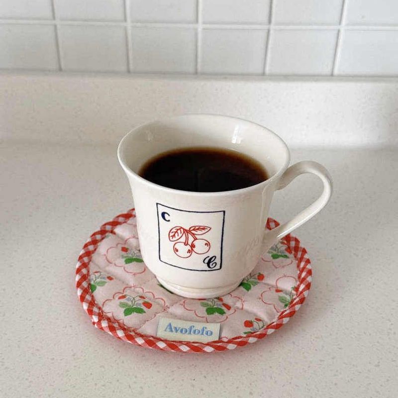 韩系清新碎花绗缝杯垫 蓝格边水杯垫