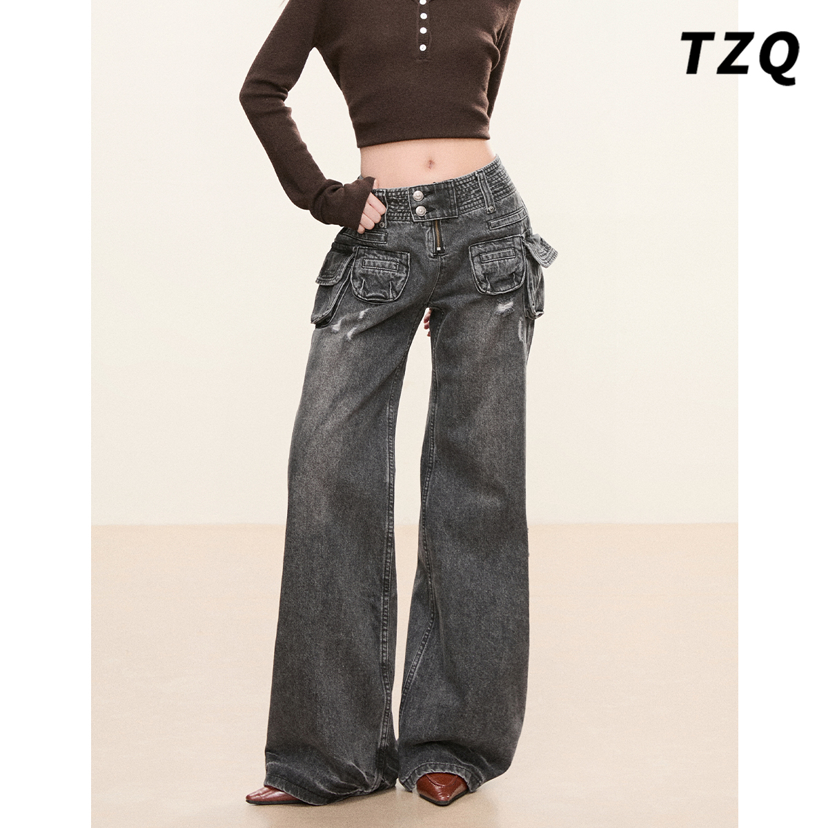 多口袋设计灰色阔腿牛仔裤