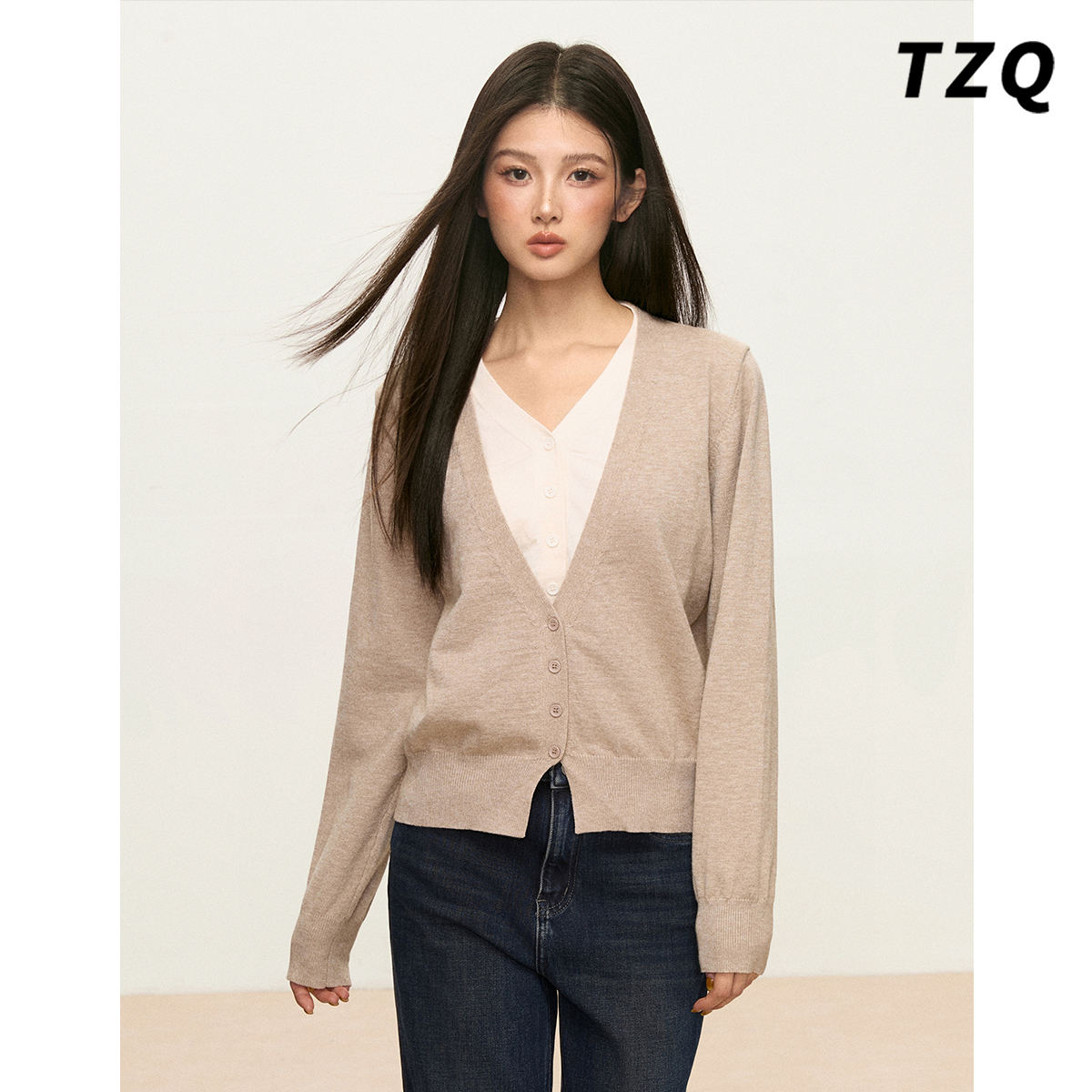 卡其假两件V领针织开衫女