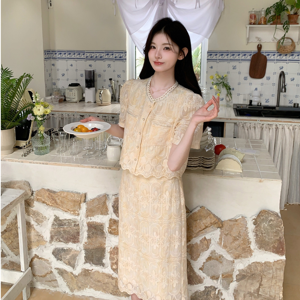 小香风蕾丝刺绣上衣半身裙两件套2025夏季新款高级感miu系套装裙,女装套装/套裙,唛多