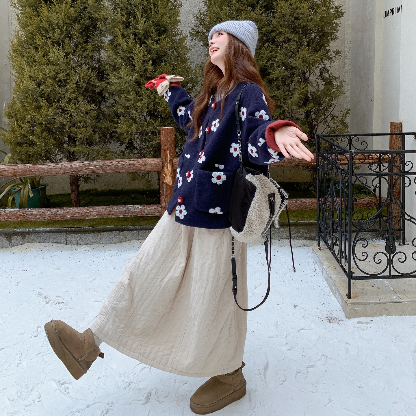 2025冬季新款现货设计感显瘦毛呢外套#25186-p165-k248,女装毛呢外套,唛多 2025冬季新款现货设计感显瘦毛呢外套#25186-p165-k248,女装毛呢外套,唛多