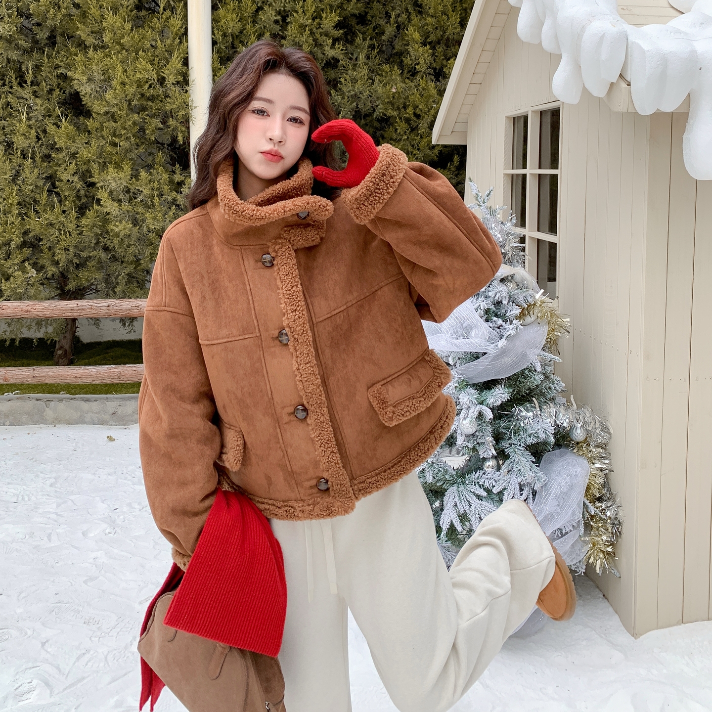 2025冬季新款现货短款焦糖色加厚羊羔毛外套#25209-P185-K278，女装皮草，唛多