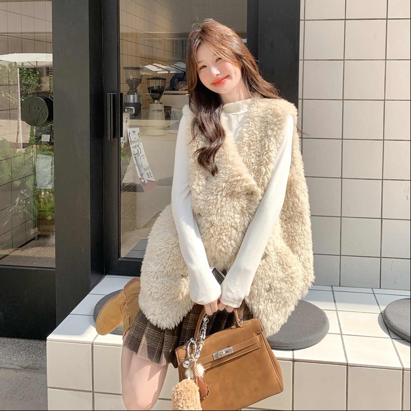 2025秋冬新款现货数据好法式皮毛一体马甲#25178-P155-K228，女装皮草，唛多