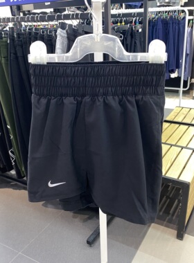 耐克NIKEDRI-FITONE女子速干中腰二合一跑步短裤DX6013-100
