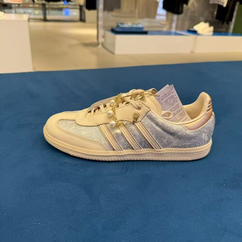 Adidas阿迪达斯女子T头板鞋宋雨琦同款珍珠休闲薄底德训鞋 JQ2616
