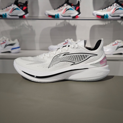 李宁男子减震回弹低帮篮球鞋