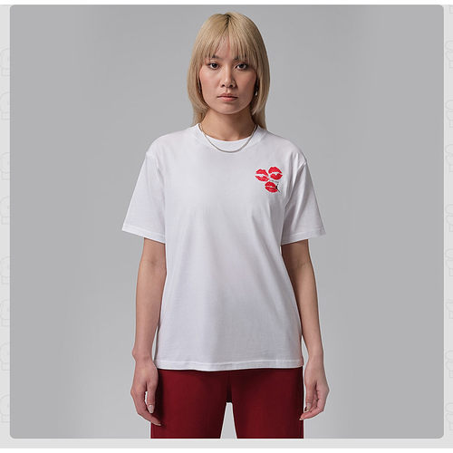 NIKE耐克女T恤夏新款唇印印花宽松运动上衣短袖针织衫IF0798-100