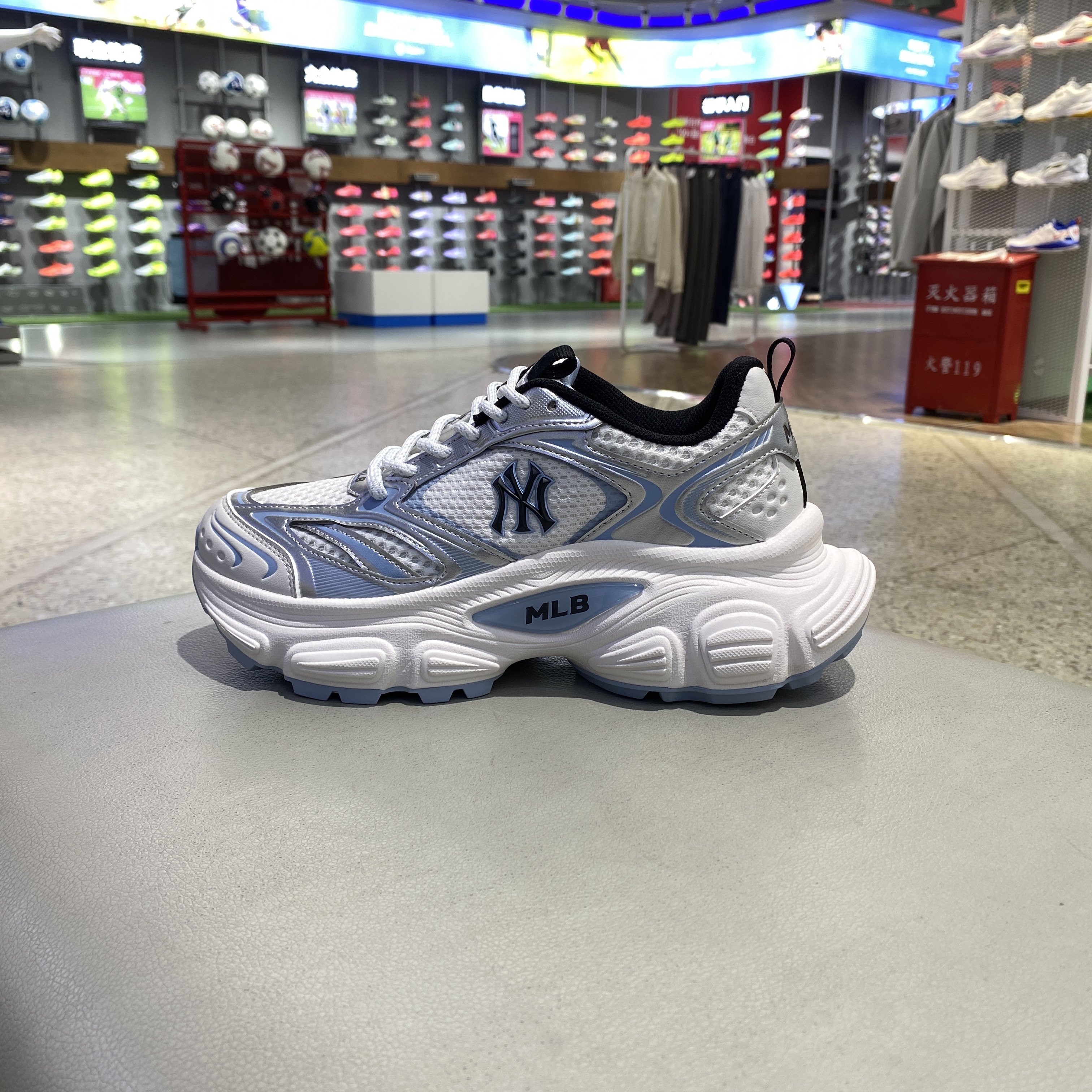 MLB老爹鞋男鞋女鞋厚底时尚运动鞋潮流休闲鞋3ASHWD15N
