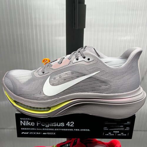 NIKE耐克跑鞋女运动鞋PEGASUS PLUS 2耐磨缓震跑步鞋 IM2543-001