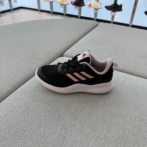 Adidas阿迪达斯女25新款户外缓震运动休闲百搭透气跑步鞋 ID0352