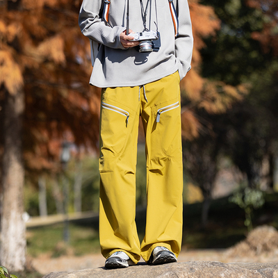 女工装裤冲锋裤模特图户外通勤防泼水徒步控价运动