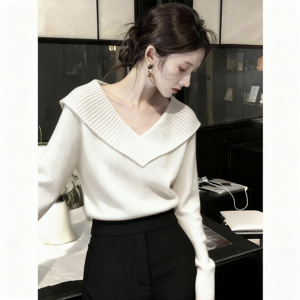 爆款v领毛衣女2025新款慵懒高级感上衣内搭可外穿针织打底衫秋