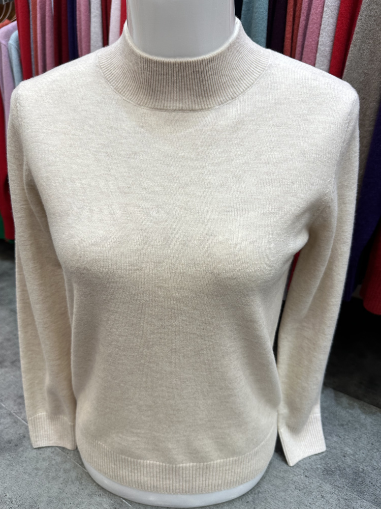 雪豹女士羊毛衫纯色打底衫毛衣女