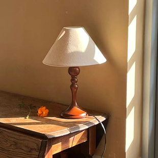 简约中古实木vintage侘寂风卧室台灯复古氛围床头灯温馨美式高级