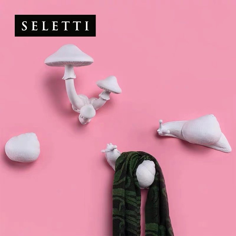 Atopos全球购意大利SELETTI创意墙饰衣服挂钩家居饰品居家礼品在类目 家居饰品, 壁饰中 - 来自Buy2taobao.com提供专业的淘宝代购服务