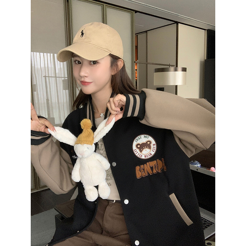 G8079现货加黑色棒球服外套P135K188，女装短外套，衣素