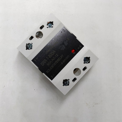 新款固态继电器40A/SSR40DA单相220V380V直流控交流10-100A可选