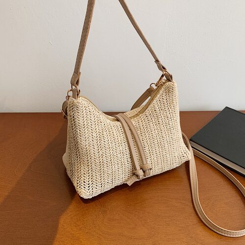 草编包包编织新款度假背包2026时尚百搭单肩大容量托特沙滩水桶包