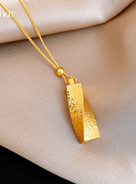 24k真金电镀新中式褶皱立体扭曲项链配饰女毛衣链轻奢感项饰