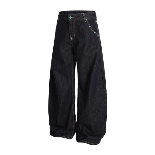 绿松石扣子装饰撞钉弯刀牛仔裤