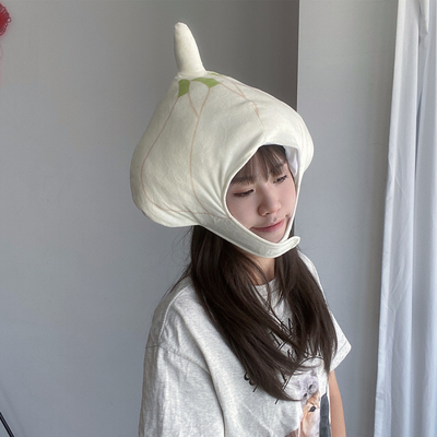 大蒜头套帽子拍照表演可爱搞怪