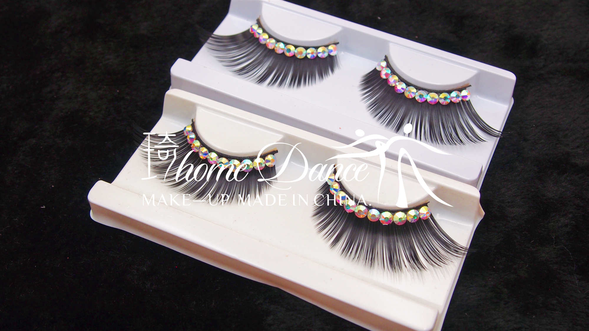 拉丁舞蹈摩登舞台眼尾拉长睫毛