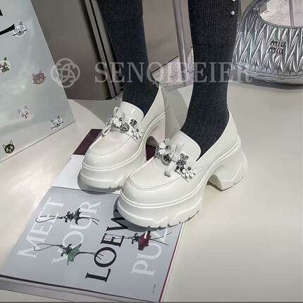 森琦贝尔2026春新261-041厚底乐福鞋胎牛漆皮重工小皮鞋松糕底7cm