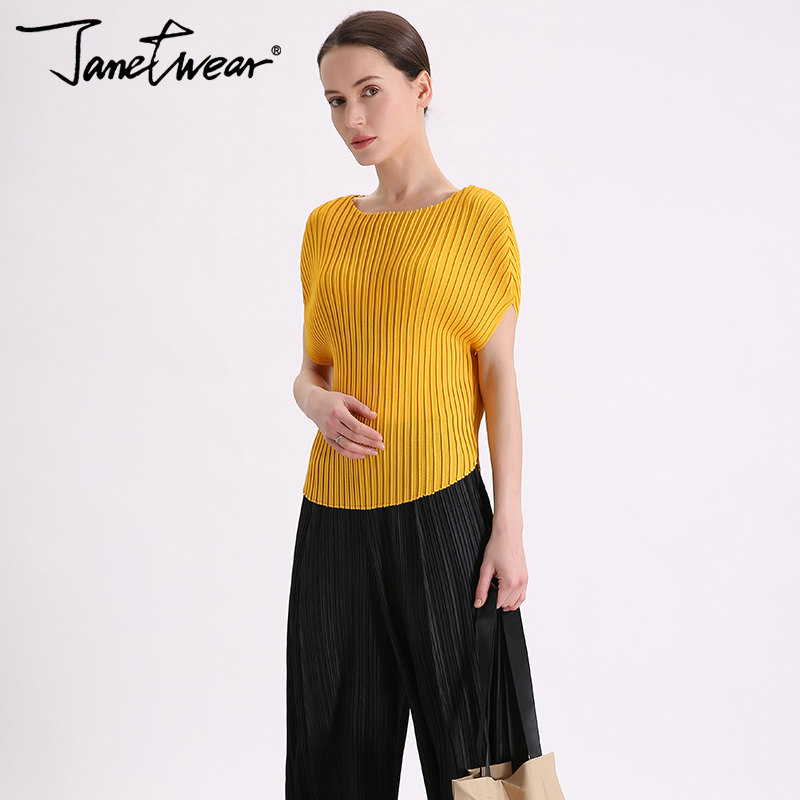 2020春新款三宅褶皱一生女短袖T恤宽松显瘦压褶时尚上衣纯色女装