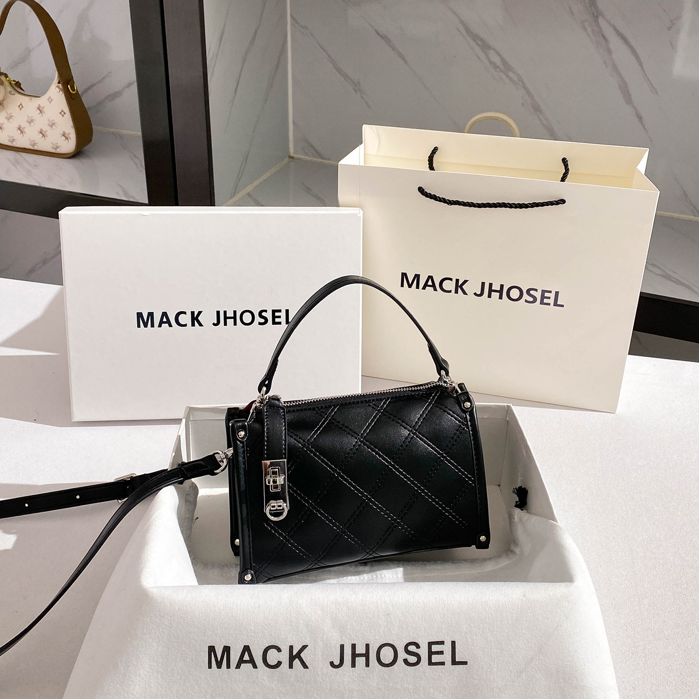 MACK JHOSEL超火小香风菱格方盒包包2026新款手提包高级感小方包,箱包皮具/热销女包/男包,胸包,淘宝优惠券,粉丝福利购,淘宝优惠卷