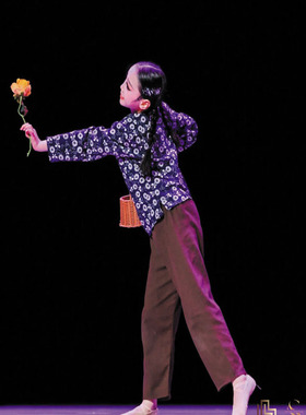 一朵红的花演出服曙光红孩子红色记忆战火中的儿童团舞蹈服刘胡兰