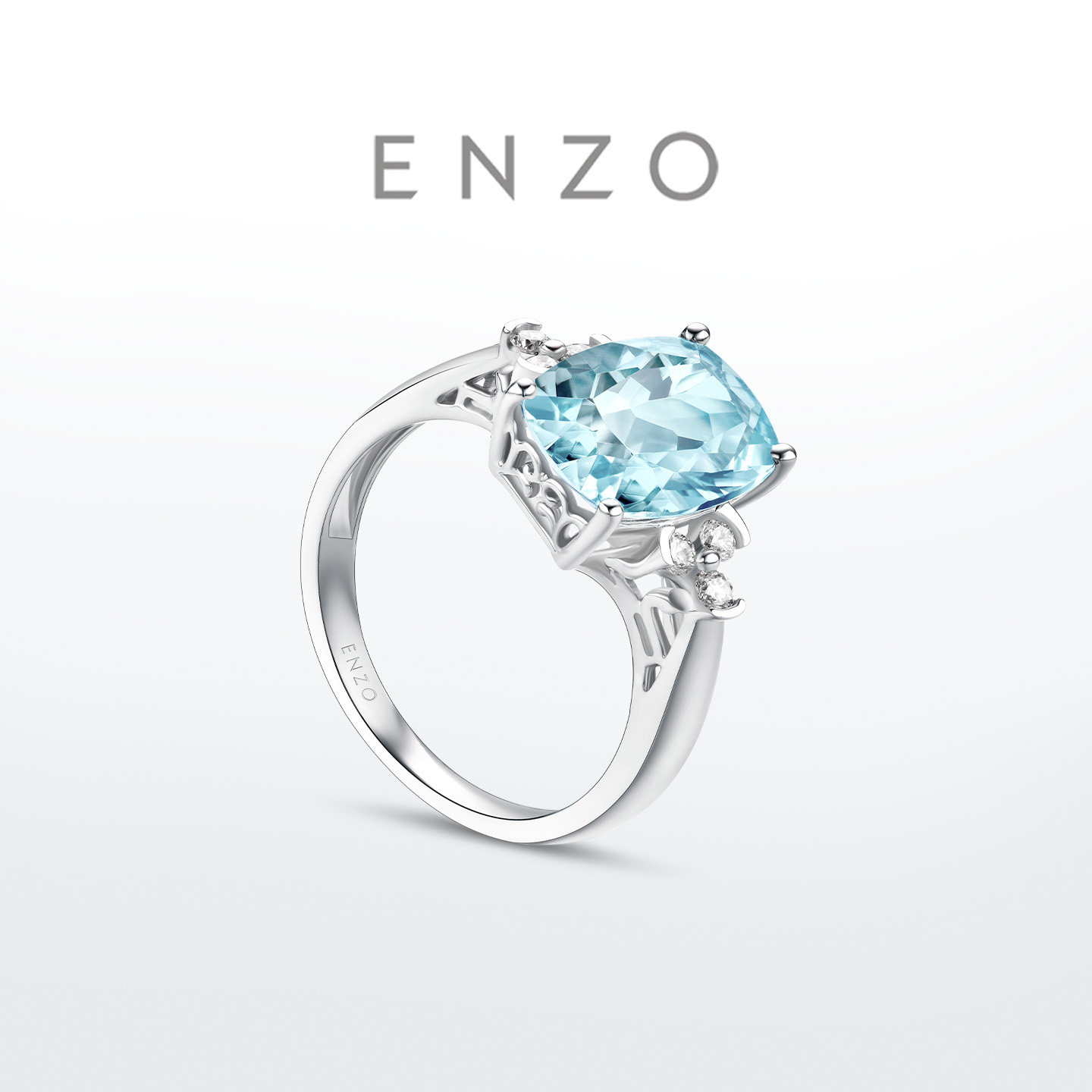 新款ENZO「经典彩宝」18K金海蓝宝石钻石戒指女EZV3913